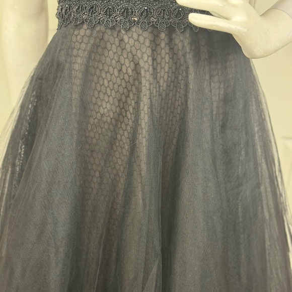 Marchesa Notte Elegant Black Tulle Dress size 10 - Picture 3 of 17